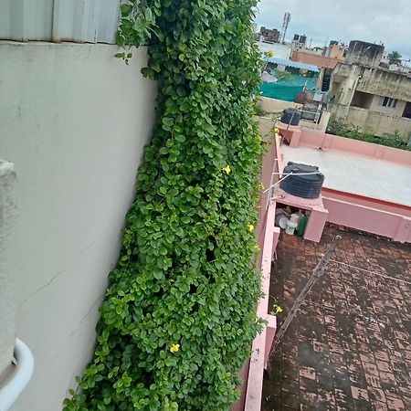 Allamanda Abode Aparthotel Madras Buitenkant foto
