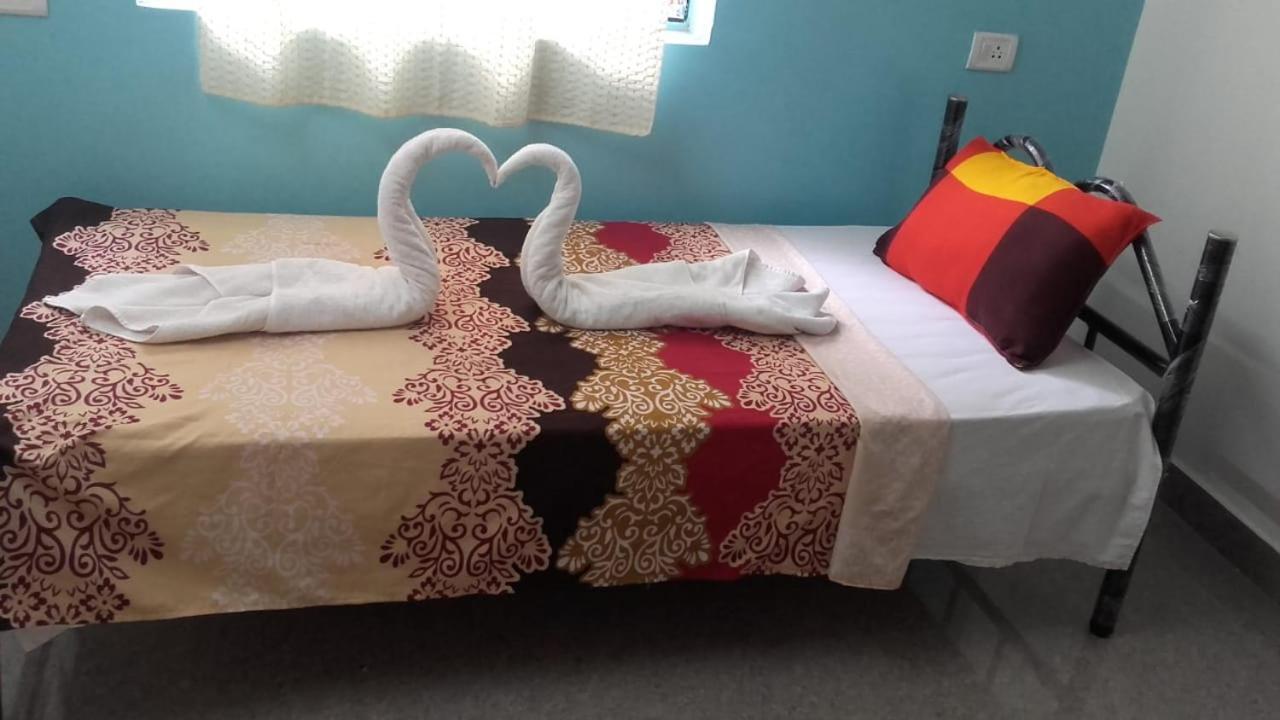 Allamanda Abode Aparthotel Madras Buitenkant foto