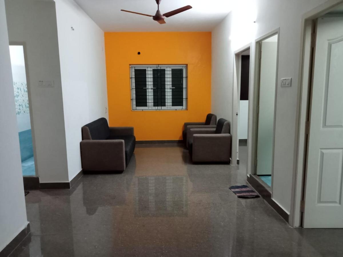 Allamanda Abode Aparthotel Madras Buitenkant foto