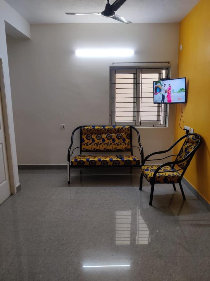 Allamanda Abode Aparthotel Madras Buitenkant foto