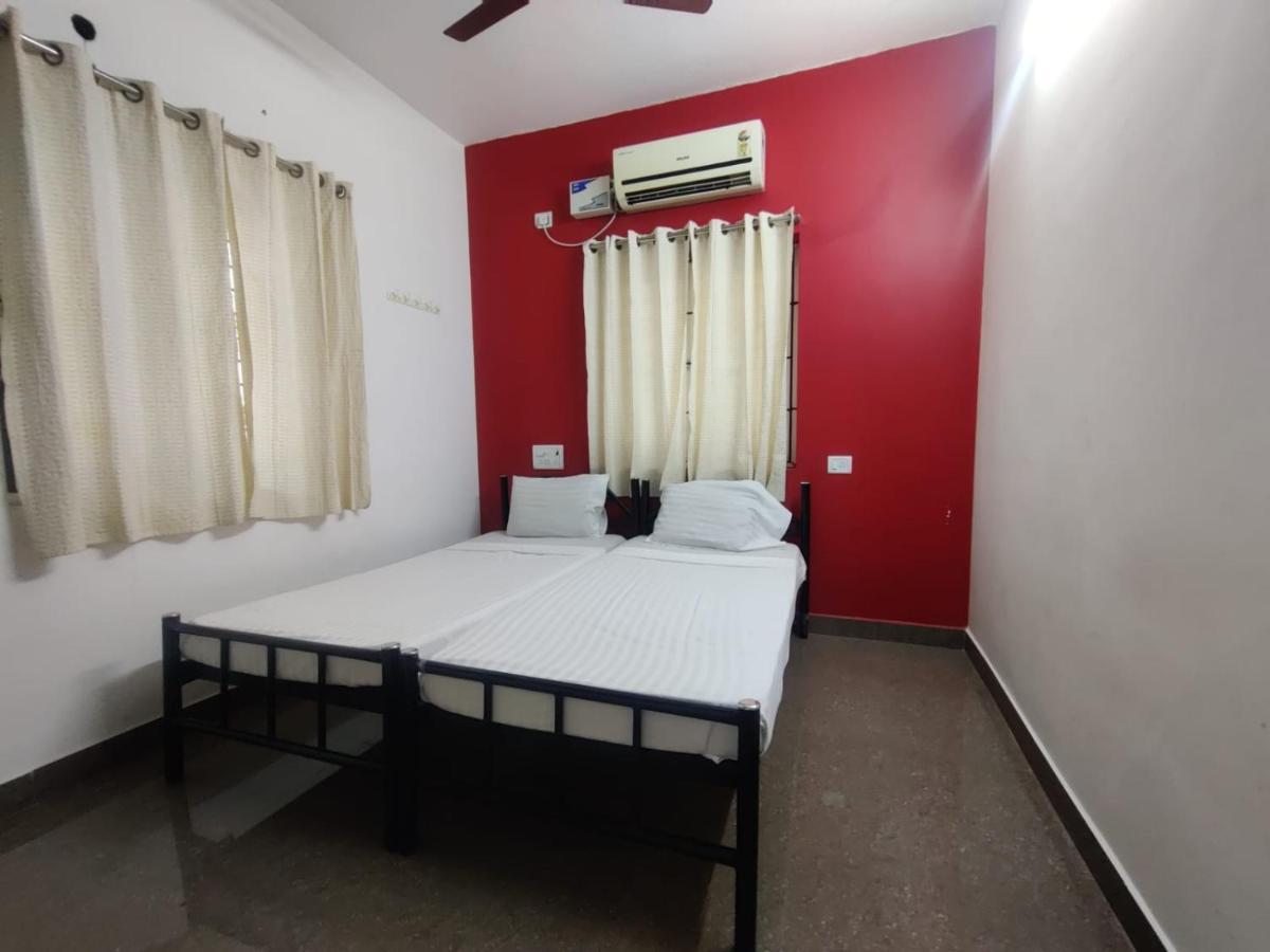 Allamanda Abode Aparthotel Madras Buitenkant foto