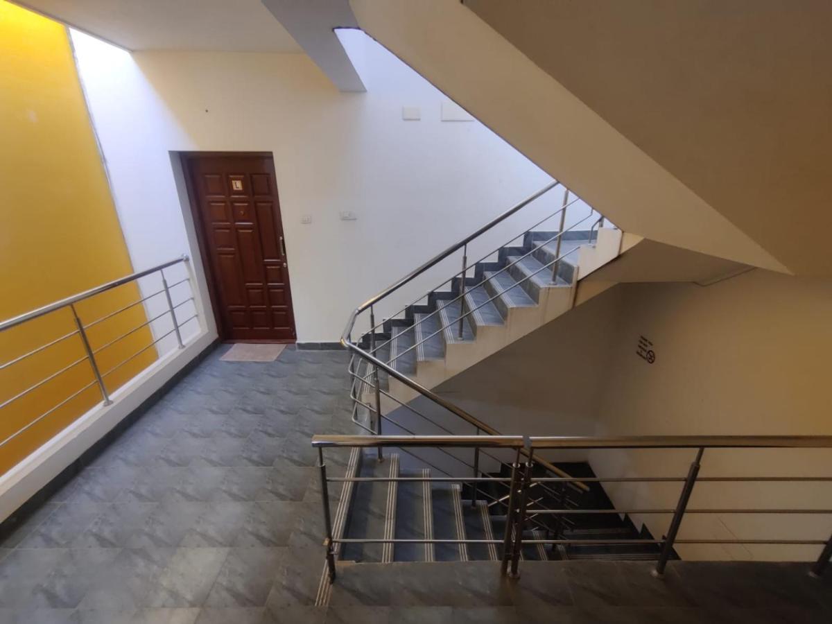 Allamanda Abode Aparthotel Madras Buitenkant foto