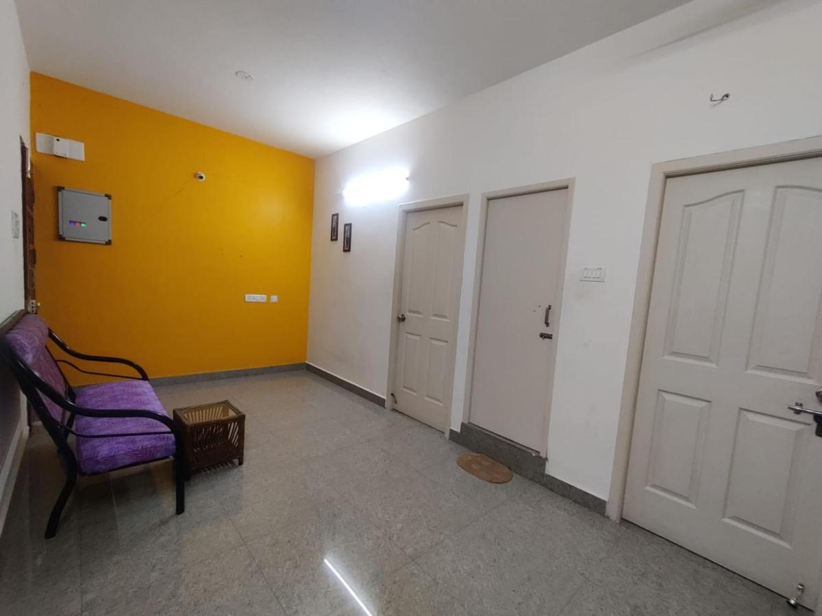 Allamanda Abode Aparthotel Madras Buitenkant foto