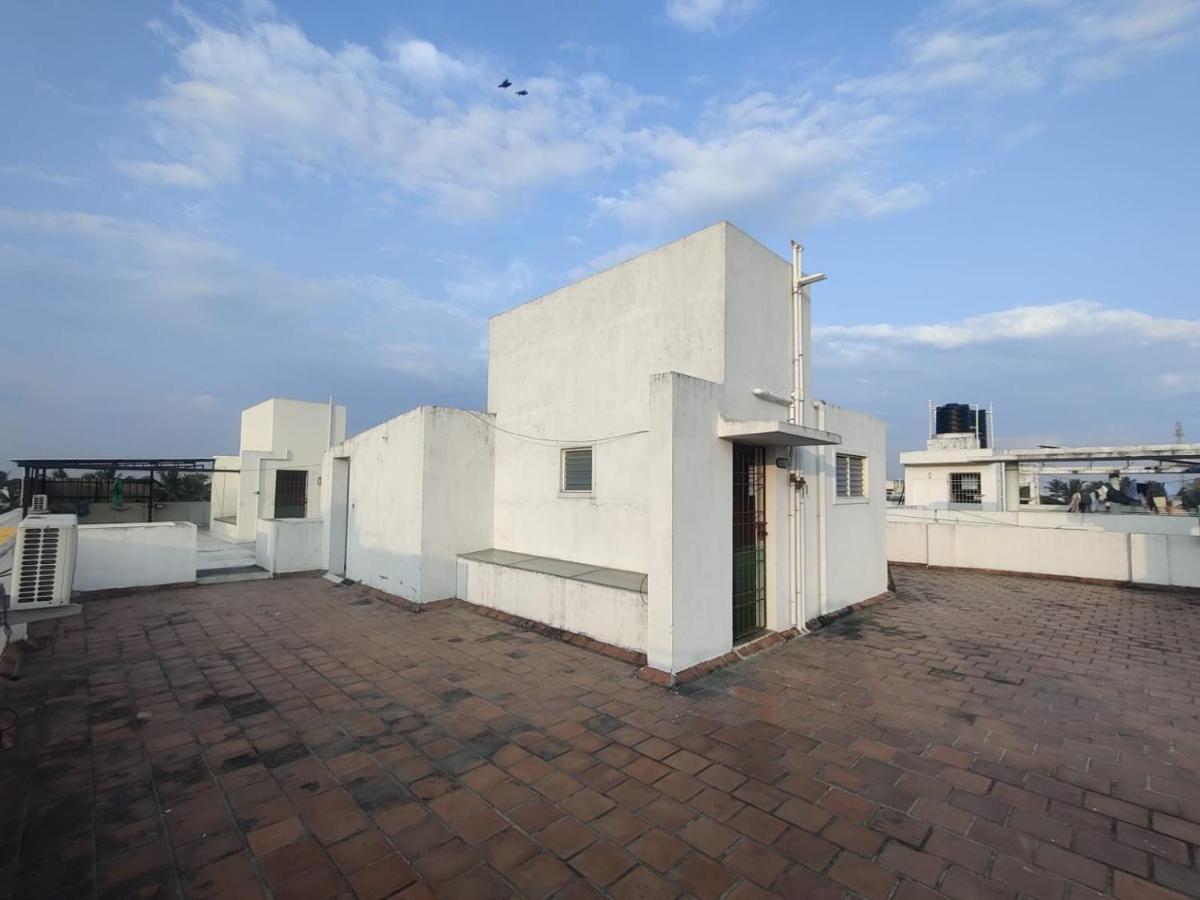 Allamanda Abode Aparthotel Madras Buitenkant foto